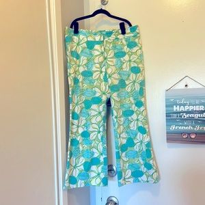 Lilly Pulitzer Blue Crab Cake Capri Pants Size 4